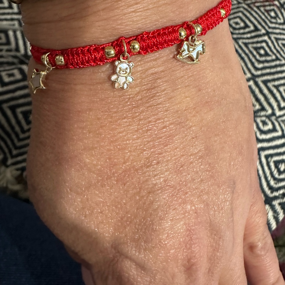 Gold bracelet